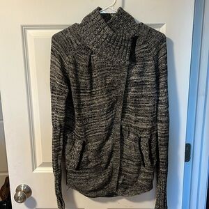 Ivivva (lululemon for kids) size 12 but women’s 4-6